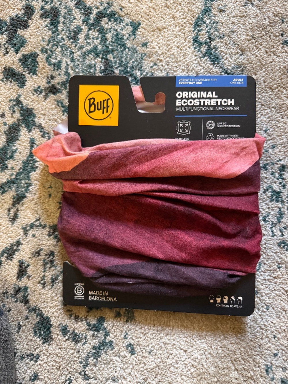 NWT Hiking / skiing Buff brand buff
